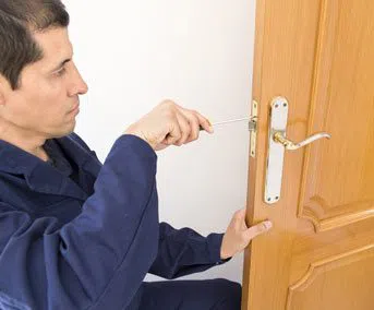 Golden Locksmith Services New Hyde Park, NY 516-283-5811 Golden Locksmith Services New Hyde Park, NY 516-283-5811 - 1-Locksmith-Service